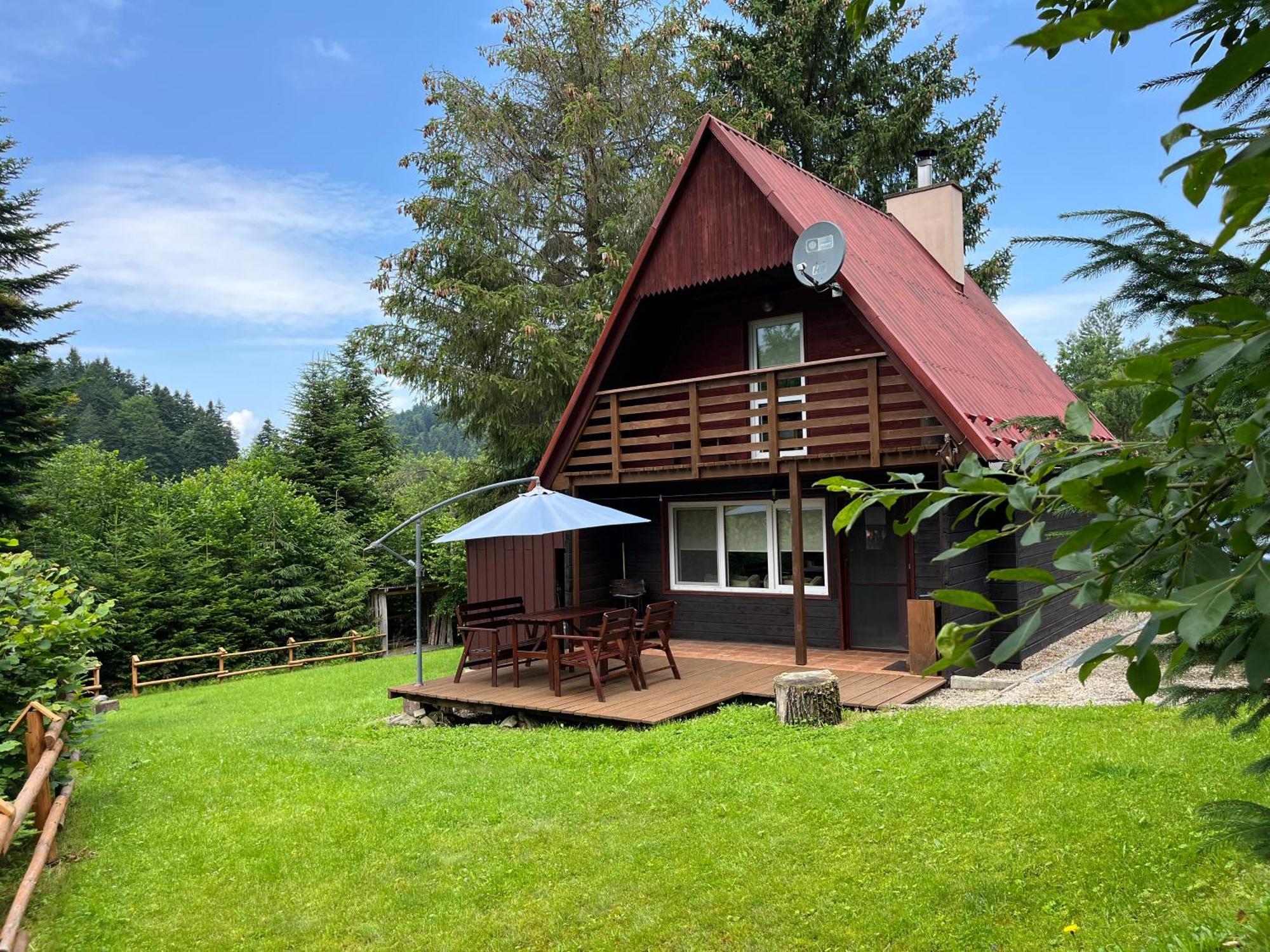 Chatka Pod Swierkami Baligrod Exterior photo